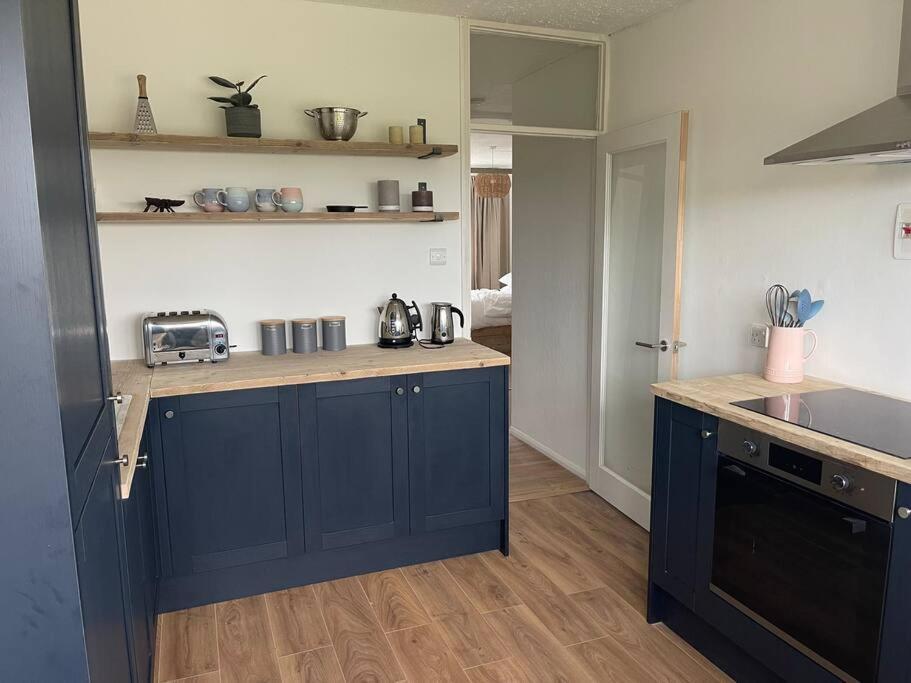 Stylish Apartment With Stunning Views Chislet Ngoại thất bức ảnh
