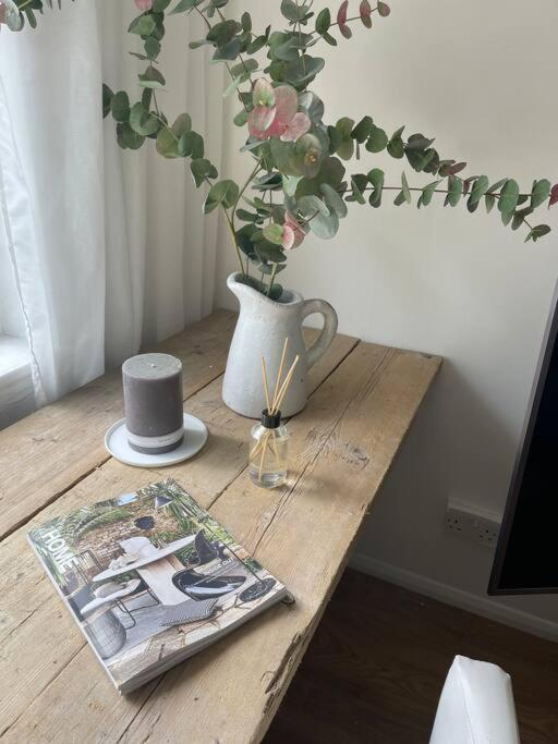 Stylish Apartment With Stunning Views Chislet Ngoại thất bức ảnh